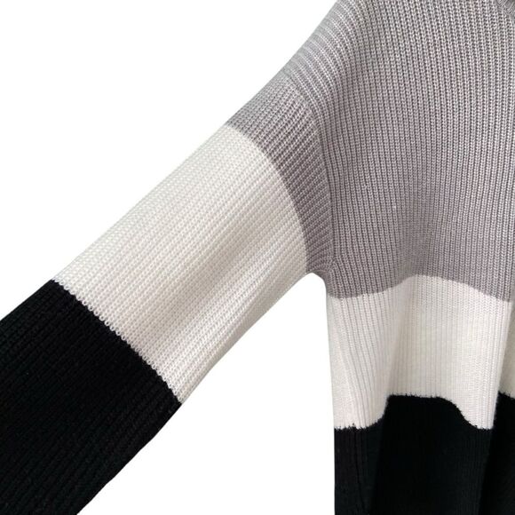 Karl Lagerfeld Cowl Neck Sweater in Size Medium - Picture 9 of 12